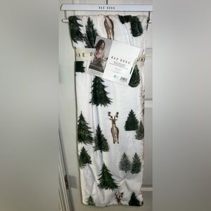 NWT 2025 Rae Dunn Christmas Seasonal Blanket/Throw Reindeer/Trees 50x70 Plush